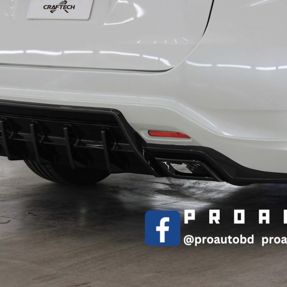 Toyota Harrier body kit Lamborghini Urus 6 580x580